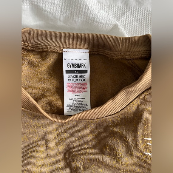 🌊 Gymshark long sleeve! - Picture 2 of 2